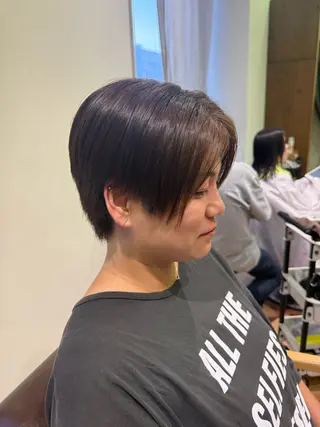 ショート 溝口 槙里也のヘアスタイル