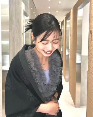 ミディアム ヘアアレンジ ユウ 二子玉川駅 半個室サロンのヘアスタイル