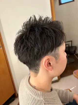 ショート 比嘉 秀弥のヘアスタイル