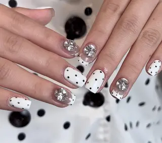 ネイル Pure&Rich Nailのネイルデザイン