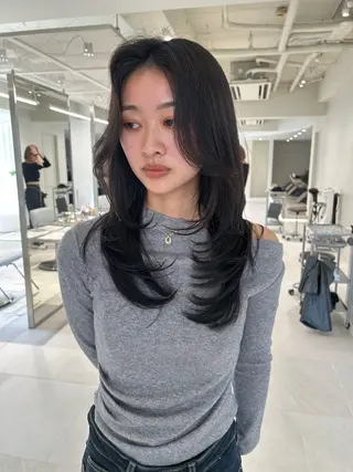 ロング カラー 海外レイヤー /NAGISAのヘアスタイル