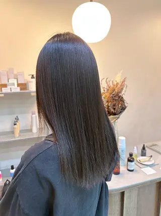 セミロング Shiro RENのヘアスタイル