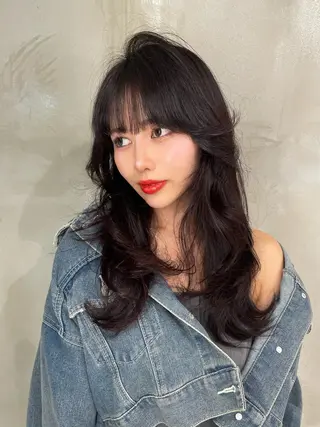 セミロング 韓国✖️網紅🖤 パーマYURIYAのヘアスタイル