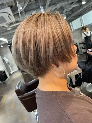 ショート カラー 北千住10分 肥高　壮汰のヘアスタイル