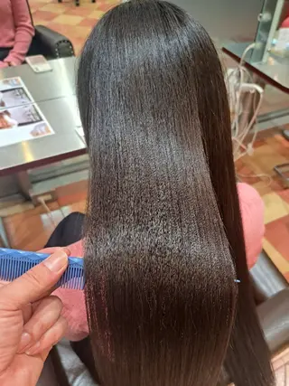 ロング 山内 泰輝のヘアスタイル