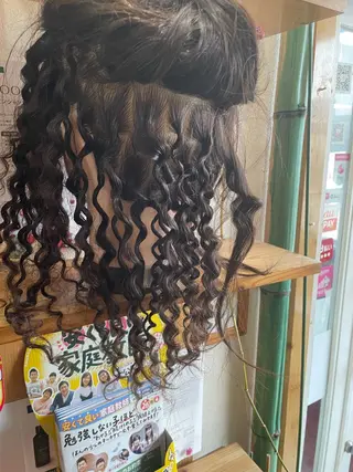 ロング 雪上 章のヘアスタイル