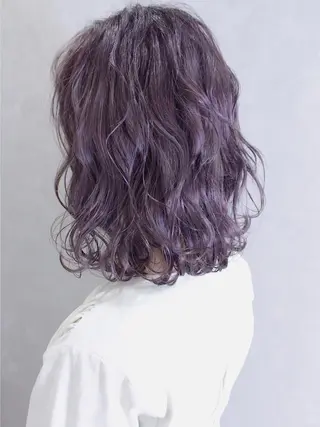 ミディアム カラー ヘアアレンジ lani ブリーチ /ダブルカラーのヘアスタイル