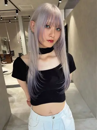 カラー 🖤複雑履歴ブリーチ Mizuki 🖤のヘアスタイル
