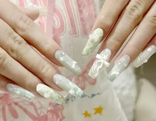 ネイル Pure&Rich Nailのネイルデザイン