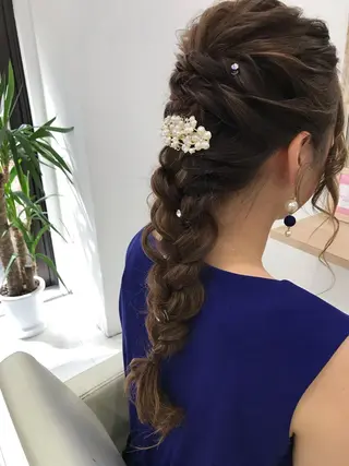 ヘアアレンジ HANA Hair Produceのヘアスタイル