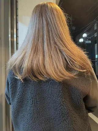 ロング カラー KYOKA .のヘアスタイル