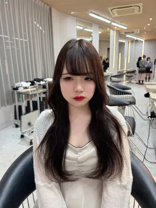 ロング 平山 翔意のヘアスタイル