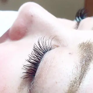マツエク・マツパ brille ~eyelash~のヘアスタイル