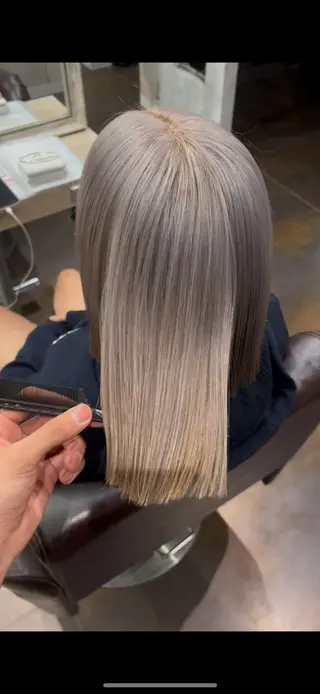ショート カラー ✨韓国艶髪✨ケア ブリーチ🫧アキラのヘアスタイル
