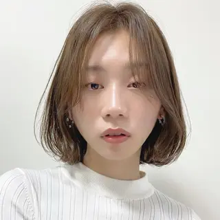 ショート カラー パーマ KONOMI スタイリストのヘアスタイル