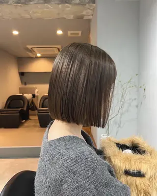 ミディアム カラー akane/ボブ /ブラウンベージュのヘアスタイル