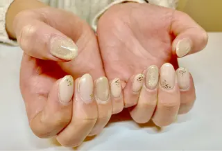 ネイル 若槻 由紀のネイルデザイン
