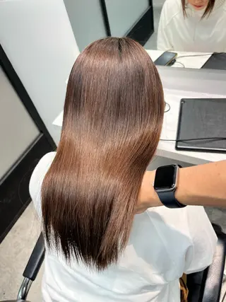 セミロング カラー 美髪矯正 韓国レイヤーのヘアスタイル