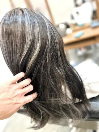 セミロング カラー Style Tのヘアスタイル