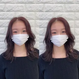 セミロング 韓国ヘア レイヤーカットのヘアスタイル