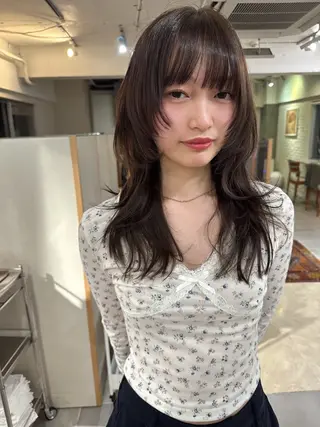 セミロング カラー 縮毛矯正特化型美容師 名古屋LORENハダのヘアスタイル
