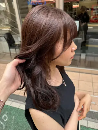 ミディアム カラー ヘアアレンジ 目黒 碧人のヘアスタイル