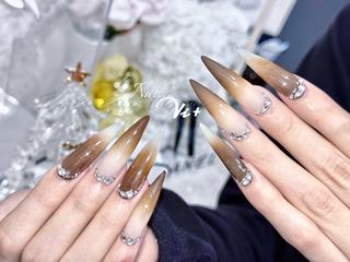 ネイル ✨Nailsalon Vi+✨のネイルデザイン