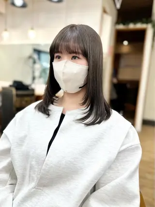ミディアム カラー パーマ ヘアアレンジ メンズ キッズ ネイル マツエク・マツパ アイブロウ 似合せレイヤー/ 柔らか透明感カラーのヘアスタイル