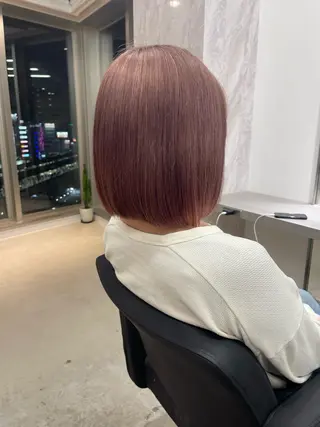 ミディアム カラー 店長 MANAMI 艶カラー／骨格ボブのヘアスタイル