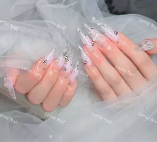 ネイル Lenie Nail Salonのネイルデザイン