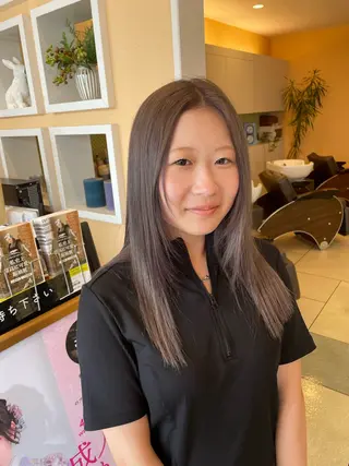 ロング カラー フェザーパーマ🧢 清潔感/池田梨紗のヘアスタイル