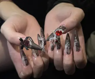 ネイル Pure&Rich Nailのネイルデザイン