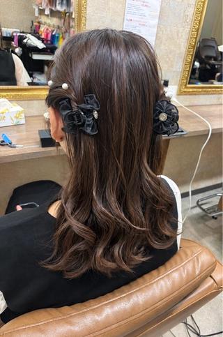 セミロング ヘアアレンジ 前田 みのりのヘアスタイル