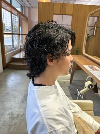 ショート パーマ メンズ 佐藤 悠生 メンズパーマ.カットのヘアスタイル