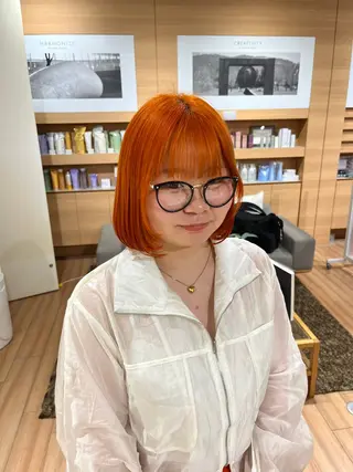 ミディアム 透明感 エイジのヘアスタイル
