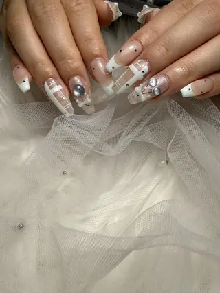 ネイル PEEKABOO 旧:momo京橋のネイルデザイン
