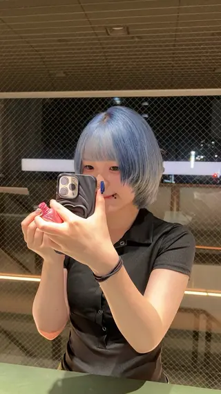 ミディアム 今が1番似合う自分に /志音のヘアスタイル
