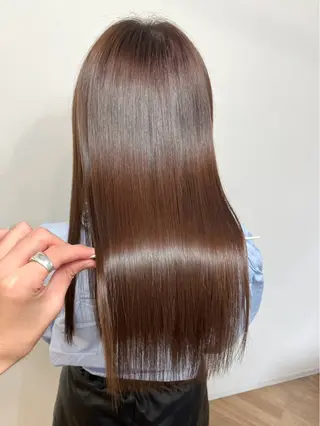 カラー 渡辺 鴻江のヘアスタイル