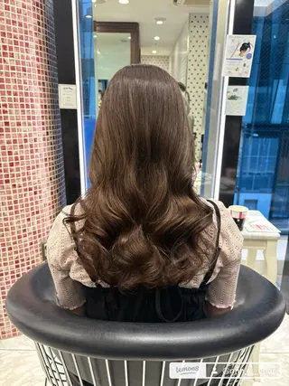セミロング カラー パーマ 韓国っぽ水光肌カラー マンツーマン🫧なおのヘアスタイル