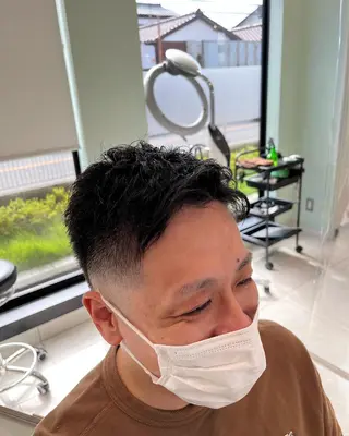 ショート パーマ メンズ 🥇メンズ特化 伊東輝のヘアスタイル