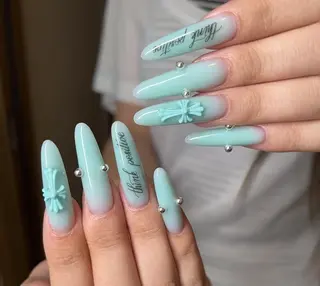 ネイル エリ🫧 nail池袋東口のネイルデザイン