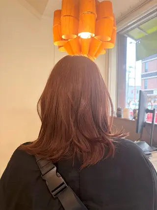 ミディアム NICCOLO室見 Erinaのヘアスタイル