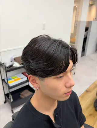 ショート パーマ メンズ メンズ特化・フェザー パーマ コウタロウのヘアスタイル