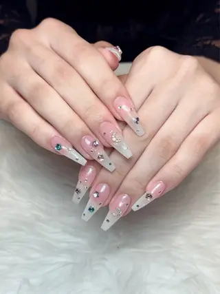 ネイル Julli NailStudioのネイルデザイン