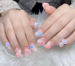 ネイル Lenie Nail Salonのネイルデザイン