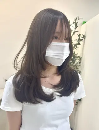 ミディアム レイヤー×縮毛矯正 深見 拓のヘアスタイル