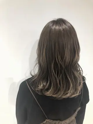 ミディアム カラー 🍊新宿南口🍊 ERINAのヘアスタイル