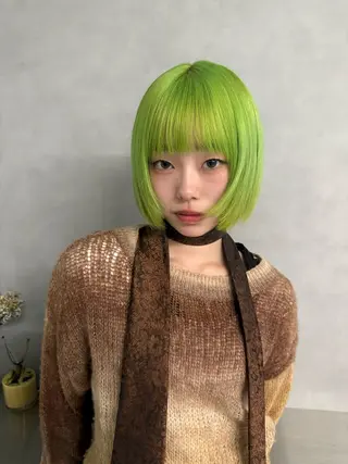 ミディアム カラー ホワイトカラー/梅田 デザインカラー/しんのヘアスタイル