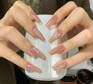 ネイル エリ🫧 nail池袋東口のネイルデザイン