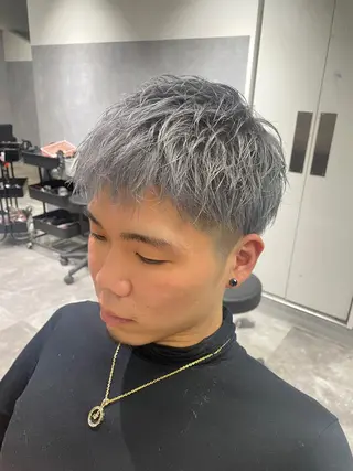 ショート 透明感カラー🇰🇷 レイヤー✨桑原　研太のヘアスタイル